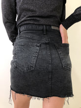 Load image into Gallery viewer, High Rise Straight Mini Skirt