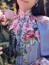 Load image into Gallery viewer, Bellitude Floral Blouse