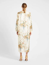 Load image into Gallery viewer, Mirko Long Sleve Floral Dress