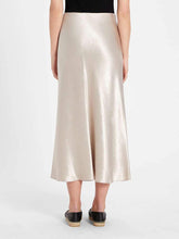 Load image into Gallery viewer, Alessio Silky Look Skirt