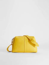 Load image into Gallery viewer, Elsac Medium Leather Tote