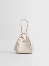 Load image into Gallery viewer, Marinb Leather Bucket Knot Handle