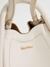 Load image into Gallery viewer, Marinb Leather Bucket Knot Handle