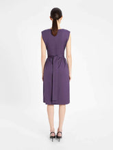 Load image into Gallery viewer, Estremo Cotton Poplin V-Neck Belted