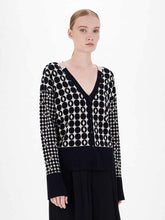 Load image into Gallery viewer, Papiro Jacquard Knit Cardigan
