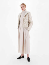 Load image into Gallery viewer, Cisoft Quilted Down Short Hooded