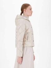 Load image into Gallery viewer, Cisoft Quilted Down Short Hooded