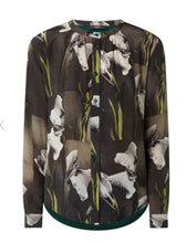 Load image into Gallery viewer, Pincio Printed Silk Front Jersey Blouse
