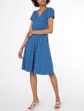 Load image into Gallery viewer, Nice Jersey Wait V-Neck