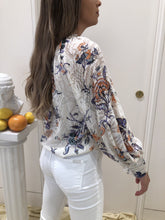 Load image into Gallery viewer, Long Sleeve Toile Top