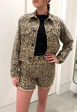 Load image into Gallery viewer, Hepburn Hi-Rise Shorts