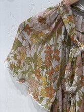 Load image into Gallery viewer, Super Eight Scalloped Midi
