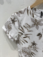 Load image into Gallery viewer, Printed Tee