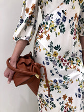 Load image into Gallery viewer, Bom Rouched Leather Bag