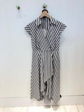 Load image into Gallery viewer, Poplin Dress
