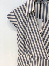 Load image into Gallery viewer, Poplin Dress