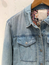 Load image into Gallery viewer, Drapey Denim Jacket