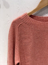 Load image into Gallery viewer, Band Collar Raglan Pullover
