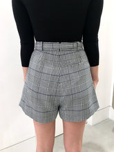 Load image into Gallery viewer, Check Pleat Shorts