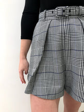 Load image into Gallery viewer, Check Pleat Shorts