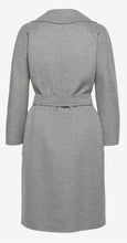 Load image into Gallery viewer, Selz Wool Double Face Belted