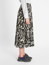 Load image into Gallery viewer, Essenza Long Silk Skirt