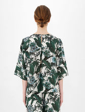 Load image into Gallery viewer, Avori Printed 3/4 Sleeve Tee