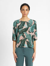 Load image into Gallery viewer, Avori Printed 3/4 Sleeve Tee