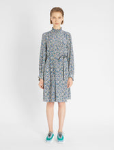 Load image into Gallery viewer, Verbas Silk Printed Puff Sleeve Dresss