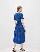Load image into Gallery viewer, Zero Cotton V-Neck Midi Short Sleeve