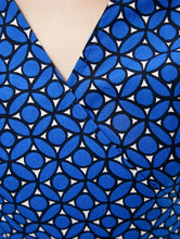 Load image into Gallery viewer, Zero Cotton V-Neck Midi Short Sleeve