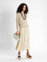 Load image into Gallery viewer, Teiera Linen Crew Knit