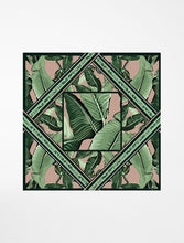 Load image into Gallery viewer, Giostra Tassel Printed Scarf