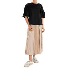 Load image into Gallery viewer, Vanesio Jersey Smocked Flutter Sleeve