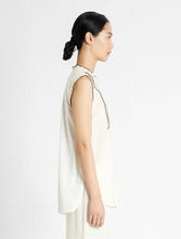 Load image into Gallery viewer, Ferito Short Sleeve Scalloped Shirt